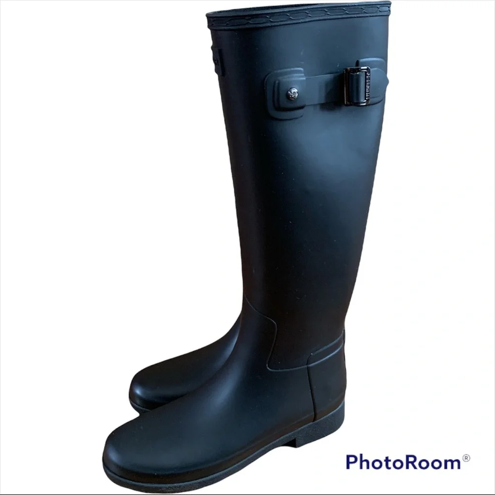 Hunter Women's Black Tall Rain Boots - Picture 2 of 8